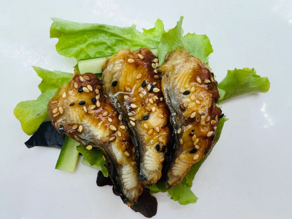14S UNAGI Anguille Grillee/ Grilled Eel Sashimis (3MCX Sans Riz)