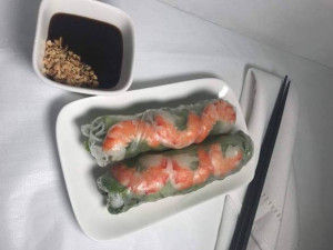 2. FRESH SHRIMP ROLLS