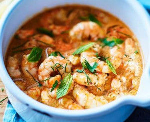 CREVETTES CURRY SAUCE THAI