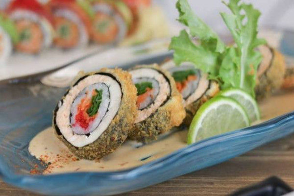 Dragon Eye Maki (Croustillant / fried roll)