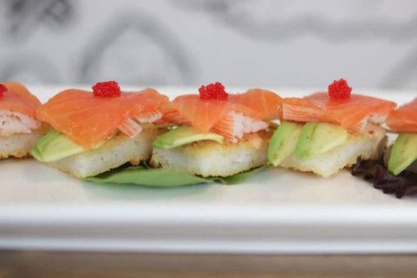 Sushi pizza