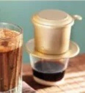 B1. Café filtre vietnamien glacé