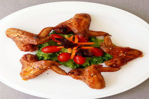 6. Cánh Gà Chiên Bơ Tỏi