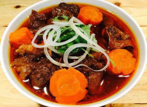 544. HỦ TIẾU / MÌ BÒ KHO