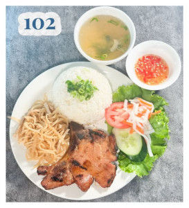 102. CƠM TẤM SƯỜN NƯỚNG BÌ