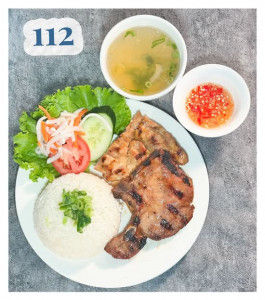 112. CƠM TẤM GÀ NƯỚNG SƯỜN NƯỚNG