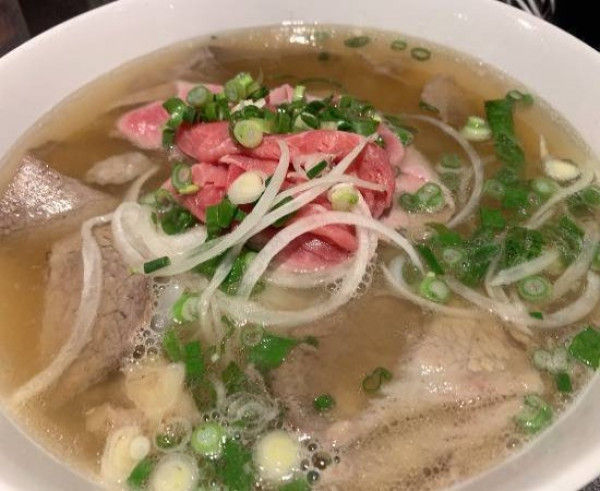 P3: PHỞ TÁI -Soupe tonkinoise au boeuf saignant
