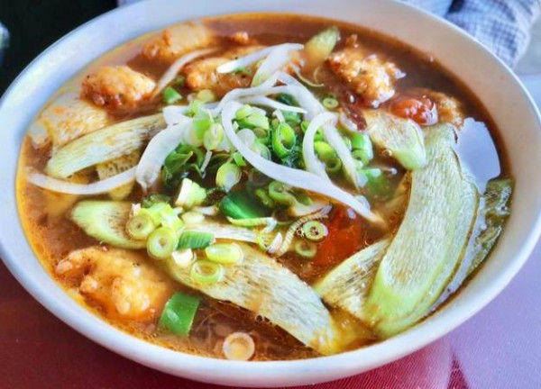 S5: BÚN CHẢ MỰC NƯỚC - Soupe aux calmars frits de pâte