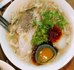 9. Crab Soup / Súp Cua