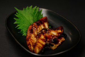 S7. SASHIMI ANGUILLE 