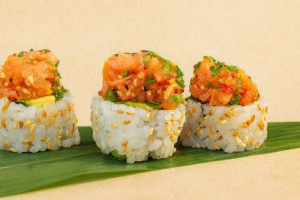 35. Maki Tartare Au Saumon  