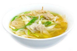 18. Soupe Wonton au poulet et crevettes avec nouilles