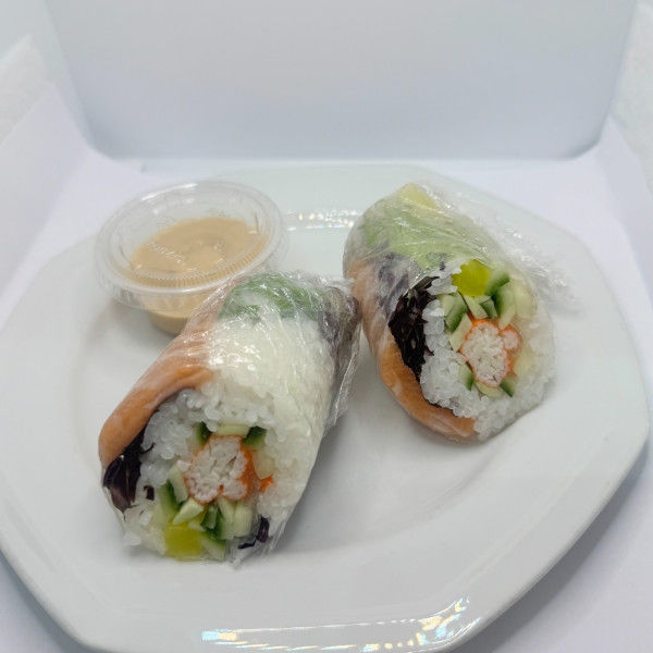 Rouleau printanier au saumon