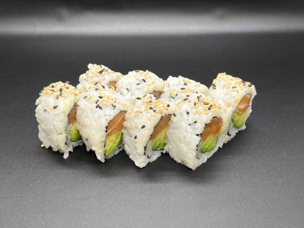 P066a.Salmon&avocado(maki)
