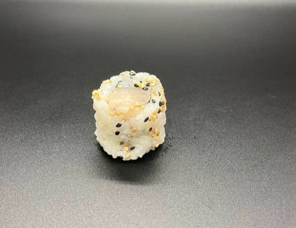 P044.Hamachi(hosomaki)