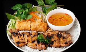 BUN GA NUONG, CHA GIO