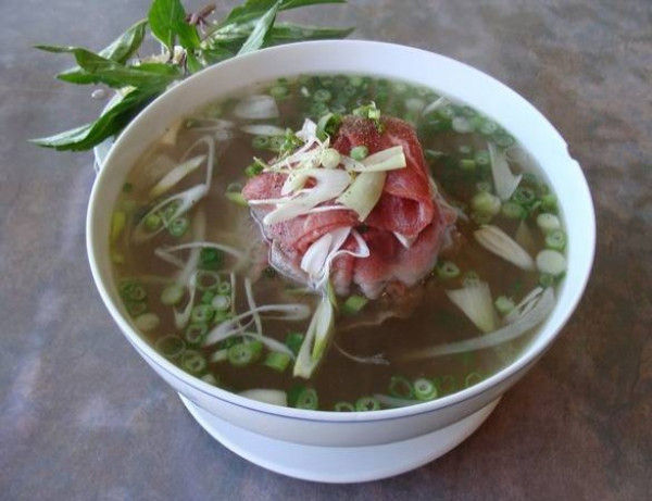 14. Soupe Tonkinoise au boeuf saignant