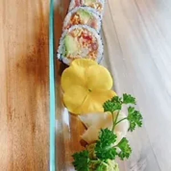 F2. Maki Saumon épicée