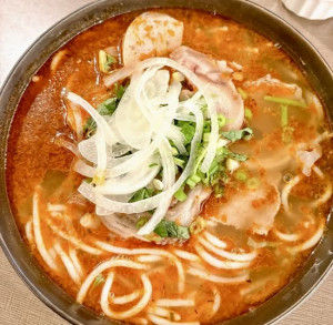 BÚN BÒ HUÉ