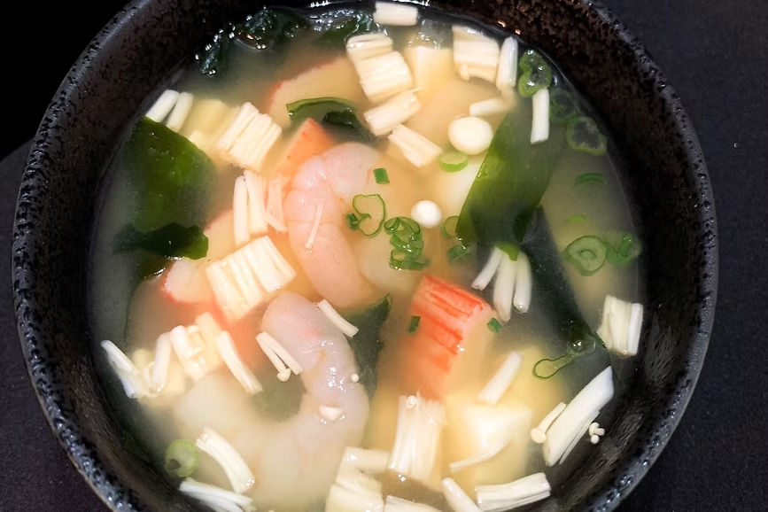 SOUPE MISO AUX FRUITS DE MER