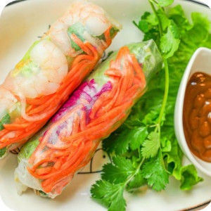 G3. Rouleaux de printemps au porc barbecue (2)