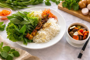 V1 Hanoi Rice Vermicelli with Grilled Pork Patties Bún Chả Hà Nội