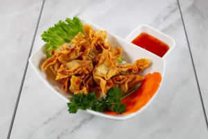 03. Deep Fried Wontons (Shrimp and pork )/ Hoành thánh chiên