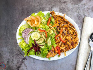 Salad & Chicken Suqaar