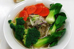304. Phở rau cải