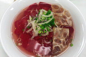 311. Rare Beef & Soft Tendon Rice Noodle Soup