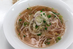 320. Plain Rice Noodle Soup