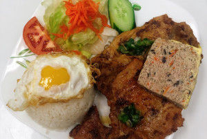 515. Grilled Pork Chop, Chicken, Steamed Egg & Fried Egg