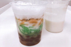 009. 3 Kind of Beans Pudding with Coconut Milk