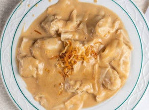 Wonton à la vapeur sauce aux arachides (8mcx)