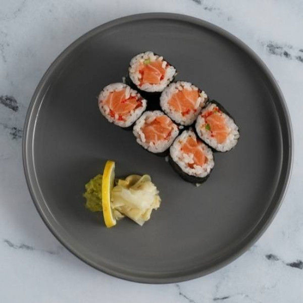 SAUMON ÉPICÉ / Spicy salmon (6)