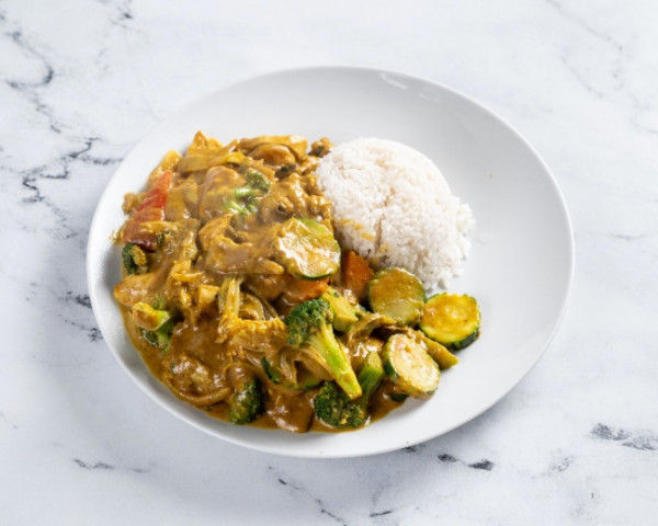 87. Cari au poulet