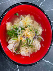 Petit Pho Poulet