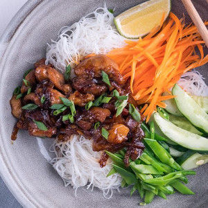 1. Bún Gà nướng + Chả giò/ Grill chicken Spring Rol