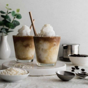 Cà phê cốt dừa/ Coconut coffee