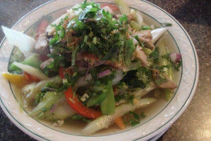  Soupe aux légumes & poulet grillé entrée