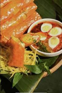 2. Mango Rice Paper Rolls w/ tamarind sauce / Bánh Tráng Cuốn Chấm Sốt Me