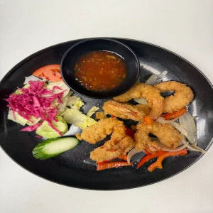 12.Crevettes, calmar ou pétoncles frits avec sel et poivre