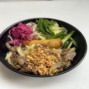 G9.Bœuf sauté à la citronelle / Lemongrass beef
