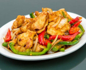 16a. Poulet ou boeuf sauté style Thailandais avec riz / 泰式牛(鸡)饭