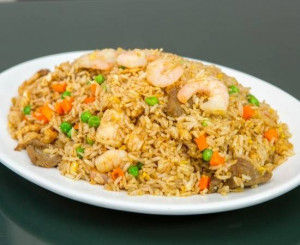 42. Riz Frit Spécial Maison / 招牌炒饭