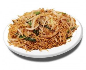 28. Nouilles sautées aux fèves germées avec sauce Soya / 豉皇面