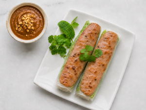 Gỏi Cuốn Nem Nướng/ Vietnamese Sausage Fresh Roll (2 pcs)