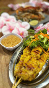 Chicken satay (3 pcs)
