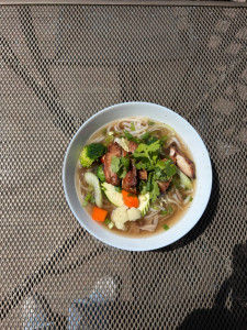 Pho au Poulet & Légumes / Chicken and Vegetables Pho (M)