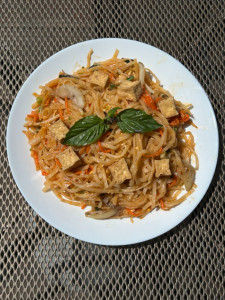 Pad Thai au Tofu et aux Légumes / Pad Thai with Tofu and Veggies